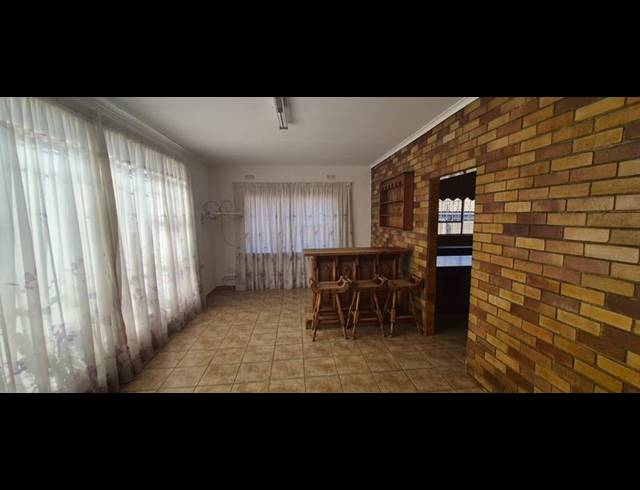 3 BEDROOM HOUSE FOR SALE IN RANDHART